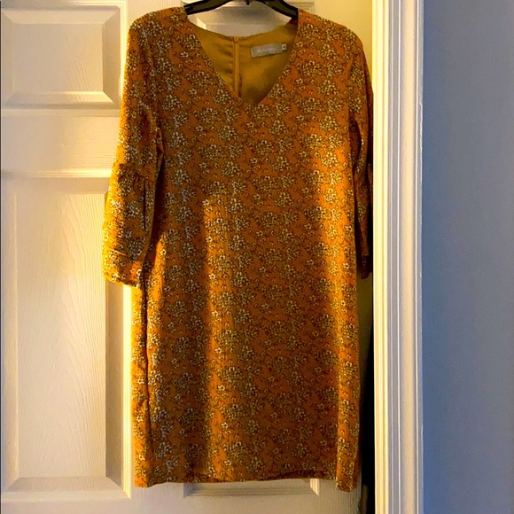 Flower dress, worn once - Picture 1 of 4